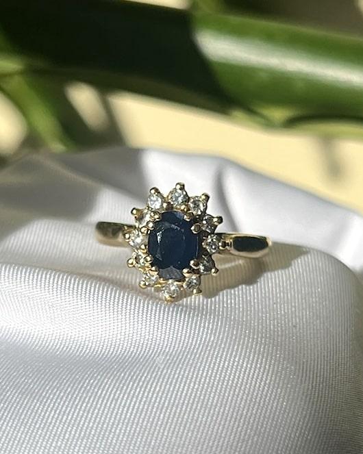 Bague Vintage Marguerite Saphir &quot;Aloise&quot; - Elliade Paris