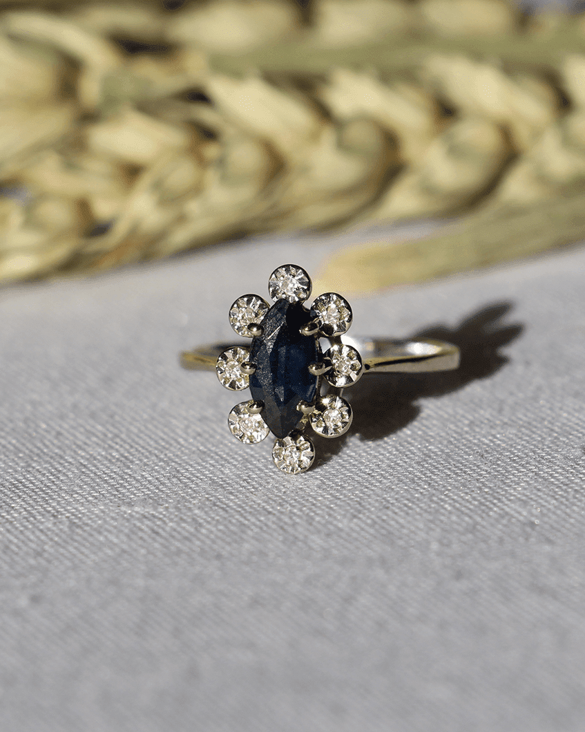 Bague Vintage Marguerite Saphir "Nala" - Elliade Paris