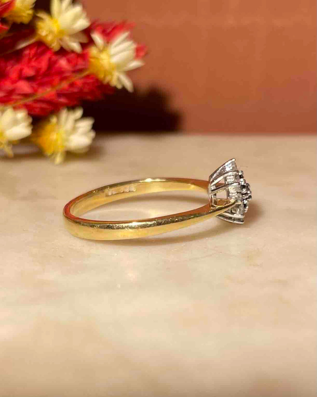 Bague Marguerite Saphirs &amp; Diamants &quot;Colyne&quot;