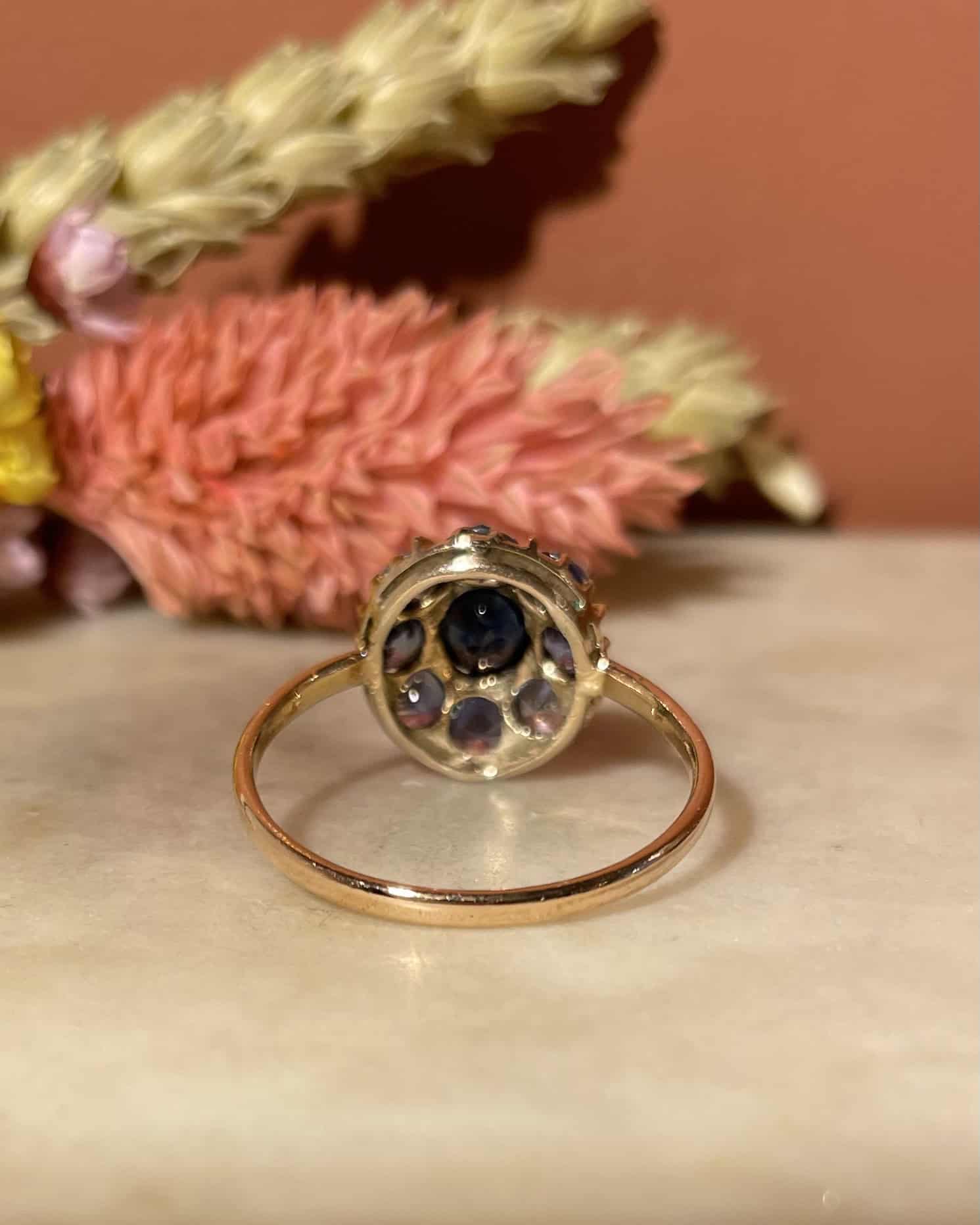 Bague Vintage Marguerite Saphirs 3 carats "Julia" - Elliade Paris