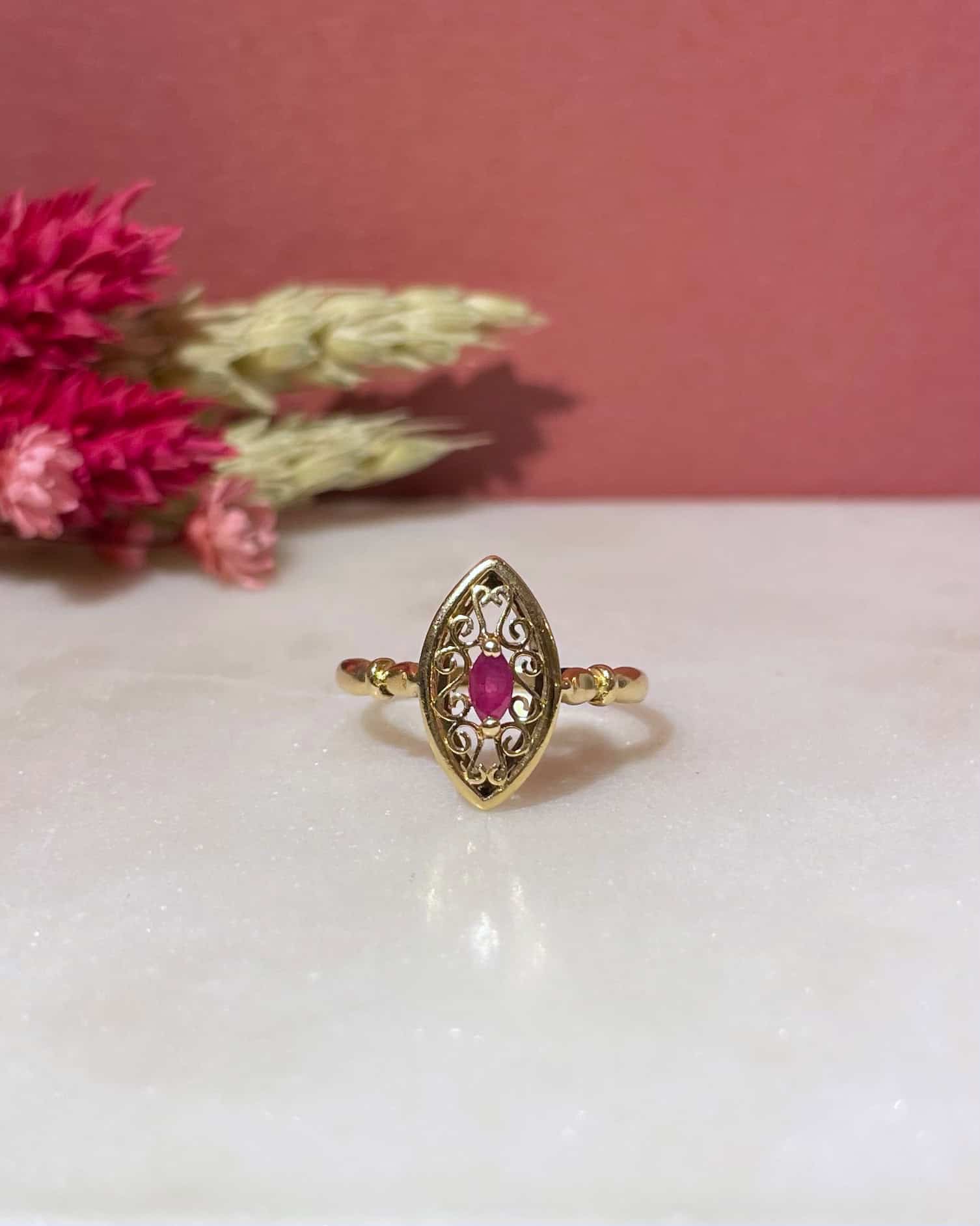 Bague Vintage Marquise Rubis "Luena" - Elliade Paris