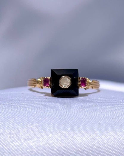 Bague vintage Onyx et Rubis &quot;Cameron&quot; - Elliade Paris