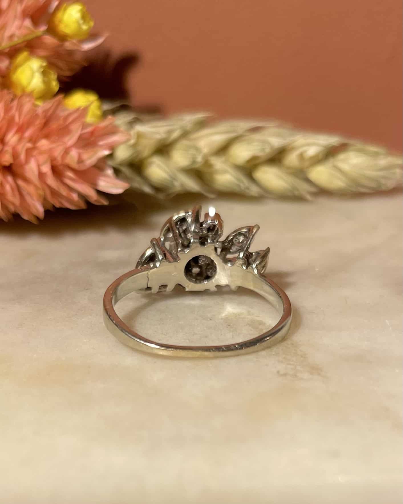 Bague Vintage Saphir &amp; 8 Diamants "Avory" - Elliade Paris