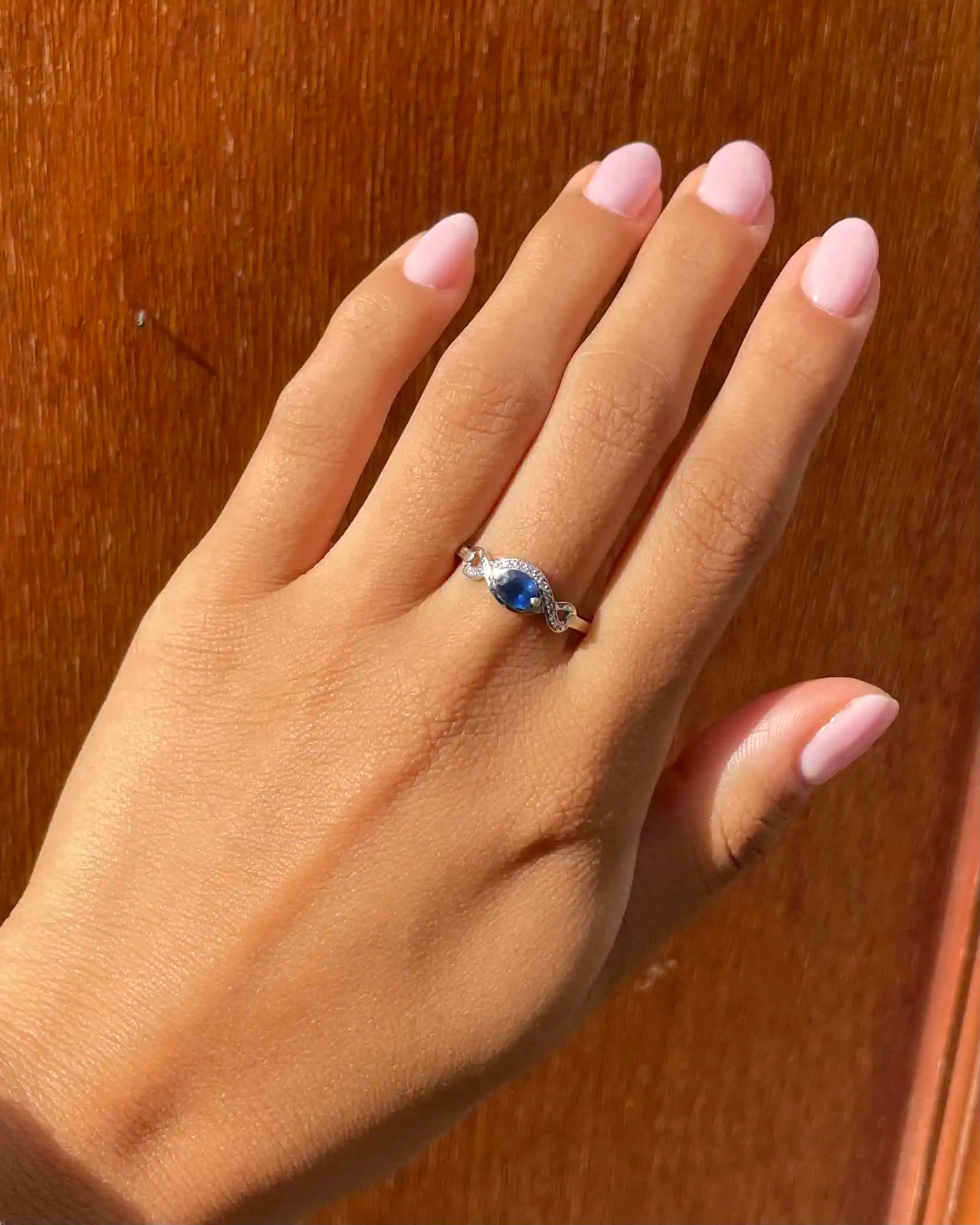 Bague Vintage Saphir 0.40 carat &amp; Diamants &quot;Damaris&quot;