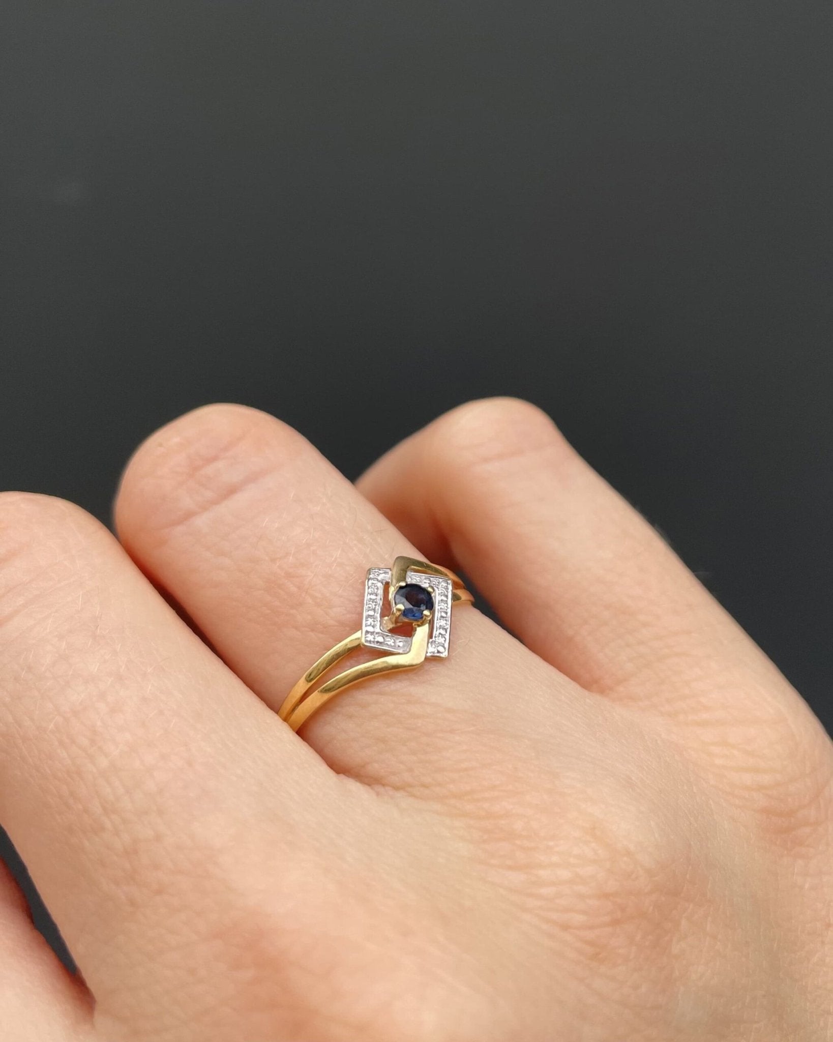 Bague Vintage Saphir "Elianne" - Elliade Paris