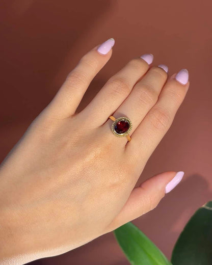 Bague Vintage Grenat 2 Carats &quot;Gislene&quot;