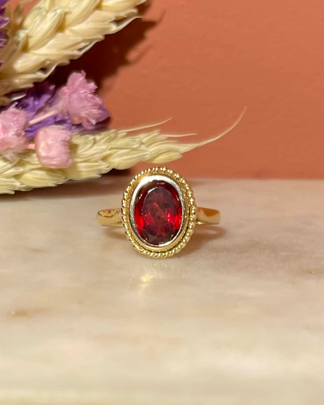 Bague Vintage Grenat 2 Carats &quot;Gislene&quot;