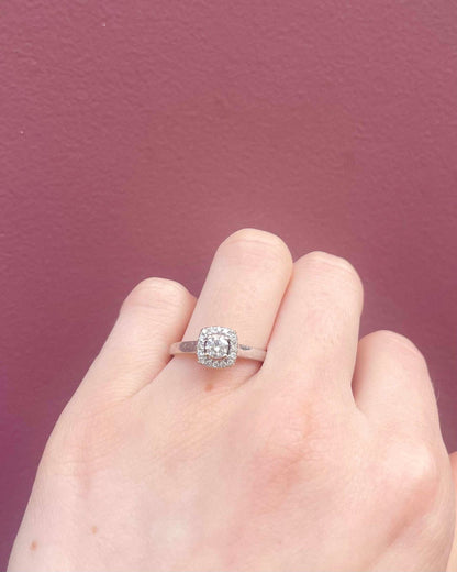 Bague Vintage Solitaire 17 Diamants &quot;Jade&quot; - Elliade Paris
