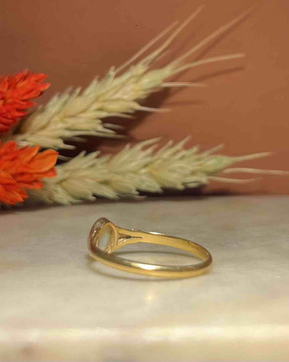 Bague Vintage Solitaire Opale &quot;Alanah&quot; - Elliade Paris