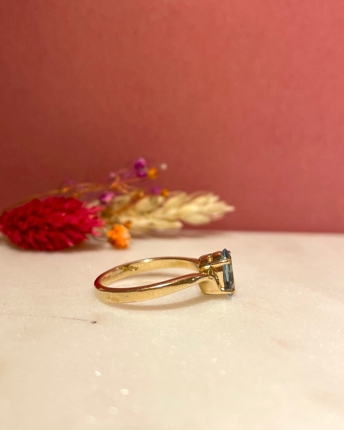Bague Vintage Solitaire Topaze 1.10 Carat &quot;Taleen&quot; - Elliade Paris