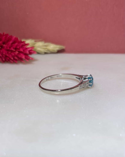 Bague Vintage Solitaire Zircon 1 Carat &amp; Diamants &quot;Nira&quot; - Elliade Paris