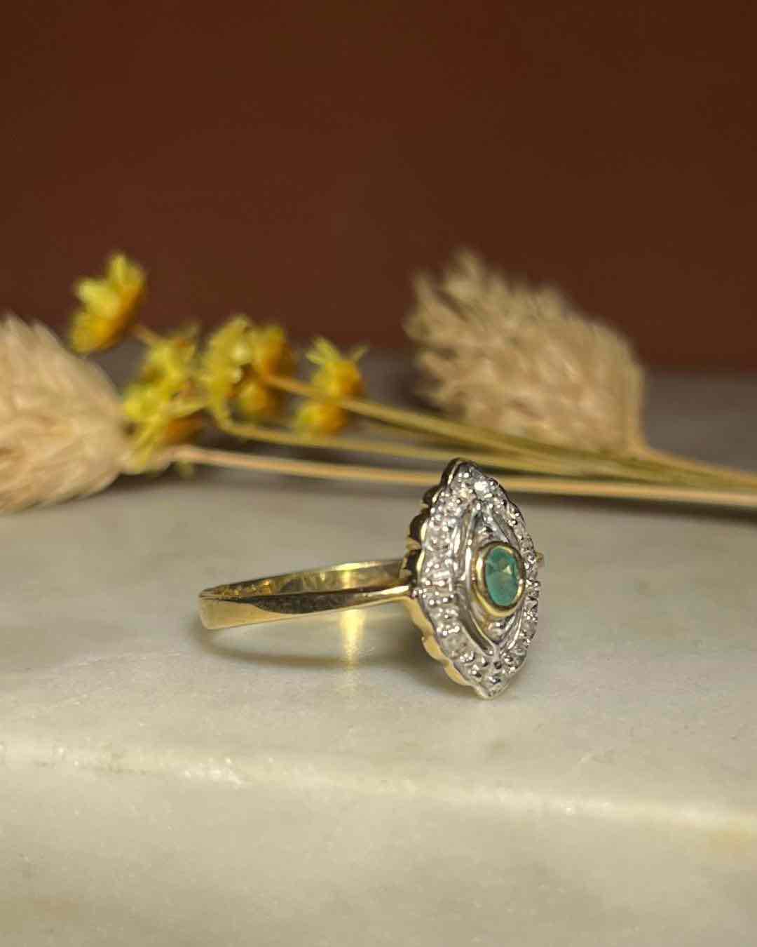 Bague Style Art-Déco Émeraude et Diamants "Monia"