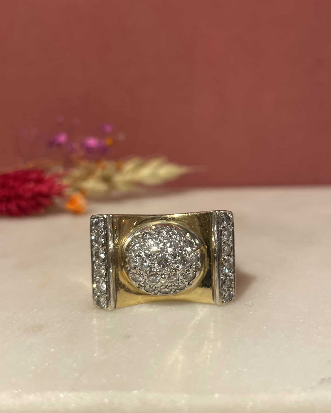 Bague Vintage Tank Diamants 0.80 carat &amp; or 13g &quot;Shaé&quot; - Elliade Paris