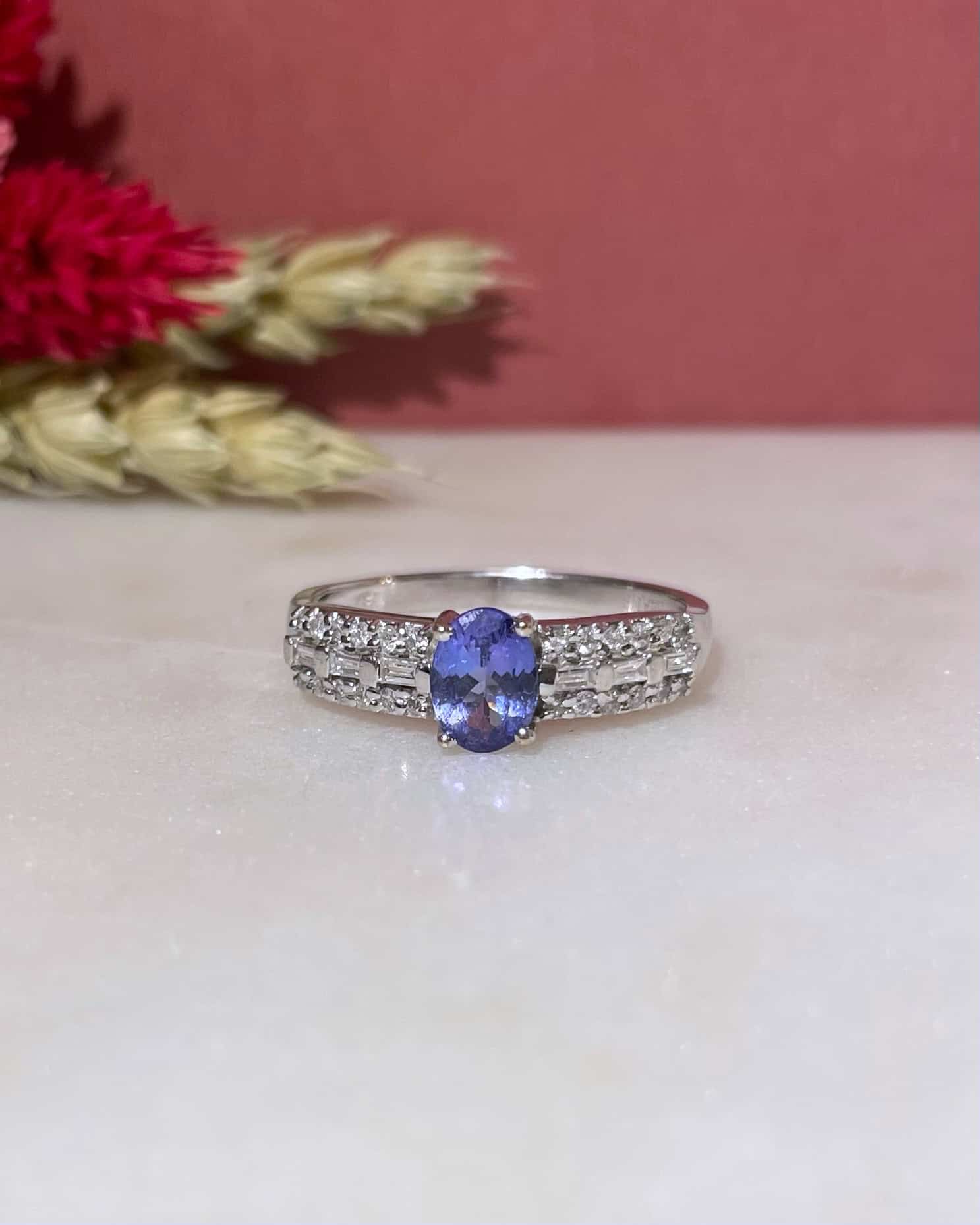 Bague Vintage Tanzanite 1 carat &amp; 30 Diamants "Leya" - Elliade Paris