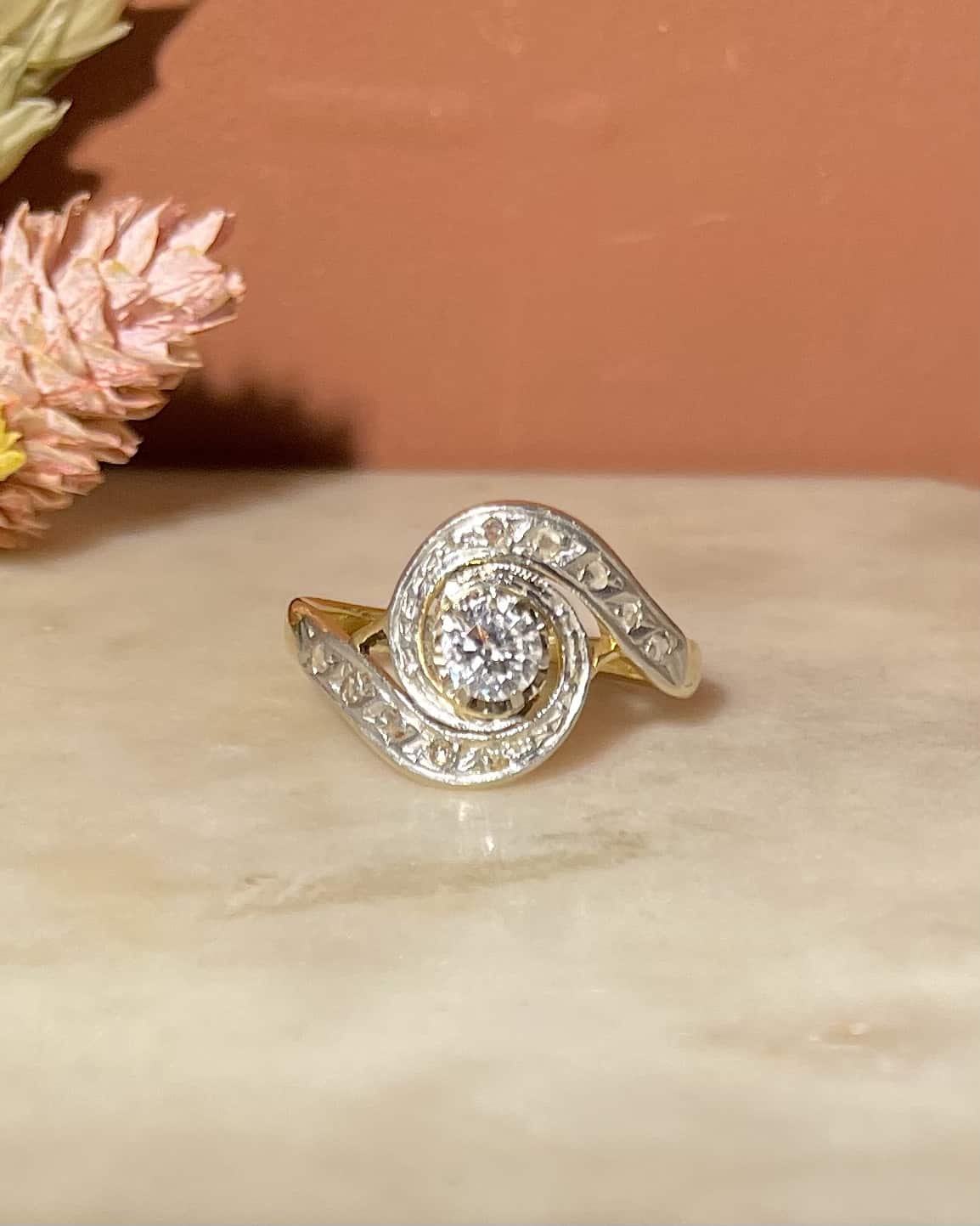 Bague Vintage Tourbillon 13 Diamants 0,45 carat "Jamila" - Elliade Paris