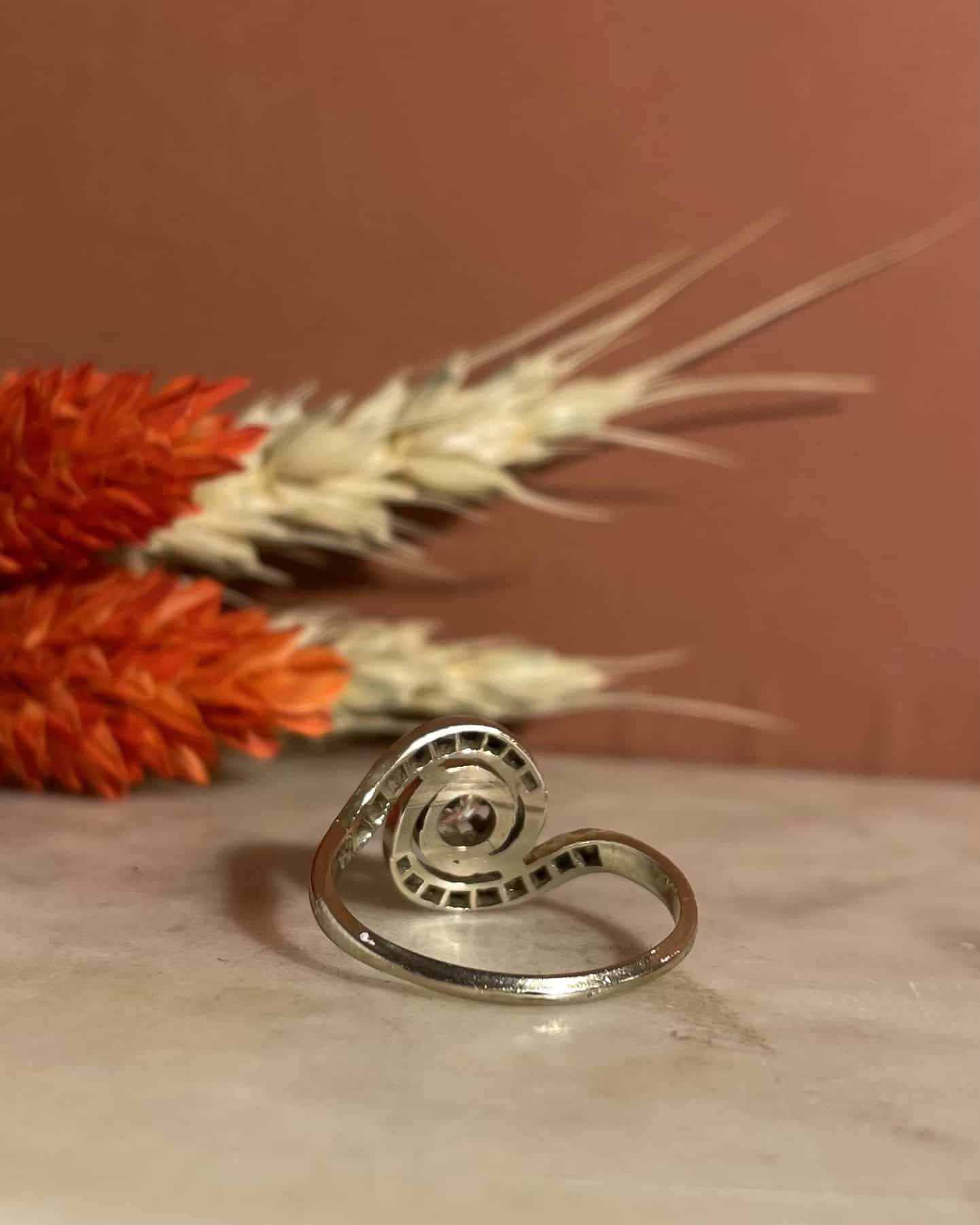 Bague Vintage Tourbillon 19 Diamants "Samira" - Elliade Paris