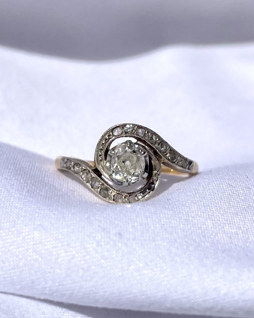 Bague vintage tourbillon diamants &quot;Maeve&quot; - Elliade Paris