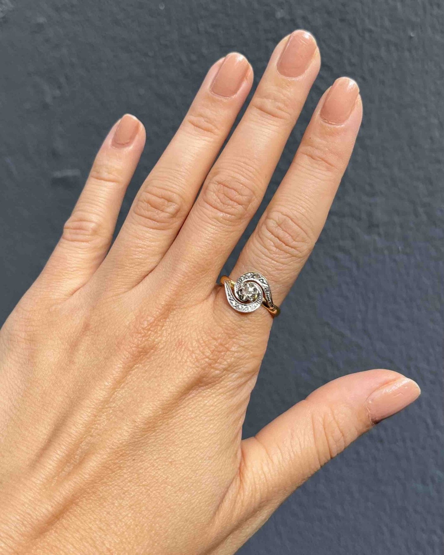 Bague Vintage Tourbillon Diamants &quot;Sienna&quot; - Elliade Paris