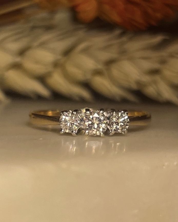 Bague Vintage Trilogie Diamants "Grace" - Elliade Paris