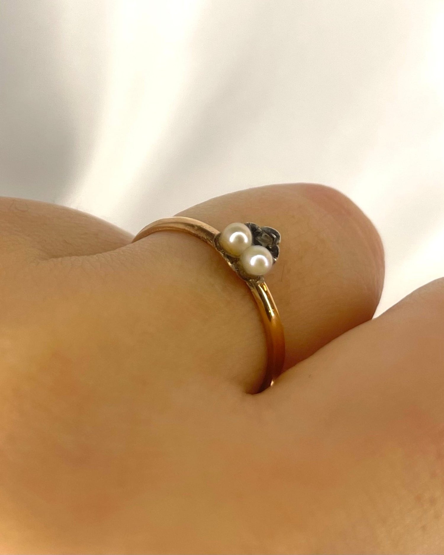 Bague Vintage XIXème Perles &amp; Diamant "Béryl" - Elliade Paris