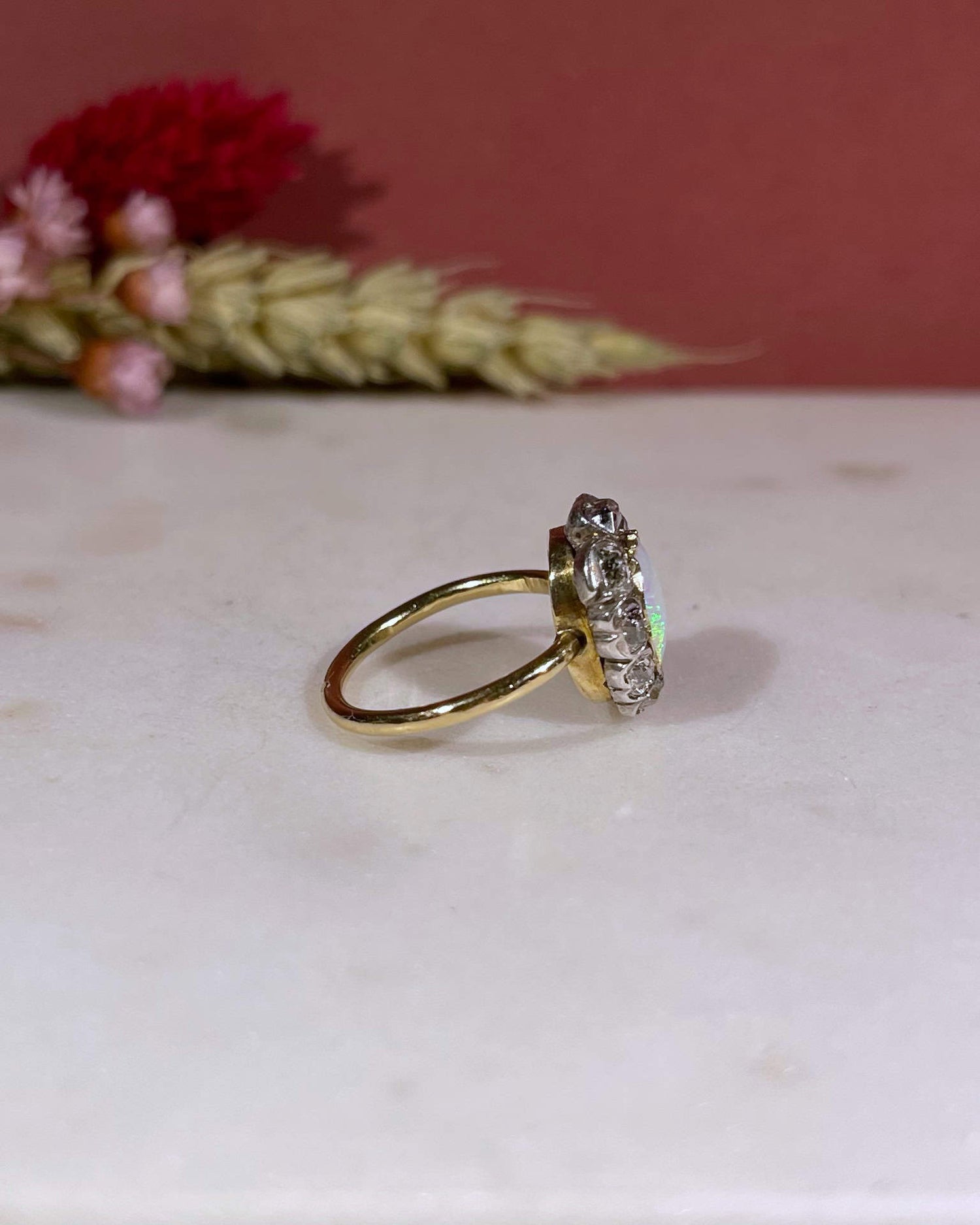 Bague XIXe siècle Opale &amp; 9 Diamants 0.73 carat &quot;Maude&quot; - Elliade Paris