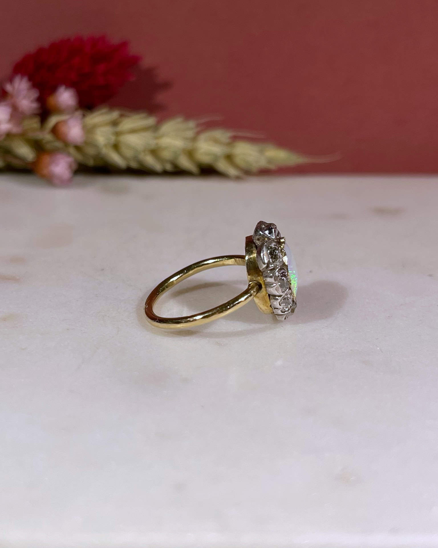 Bague XIXe siècle Opale &amp; 9 Diamants 0.73 carat "Maude" - Elliade Paris