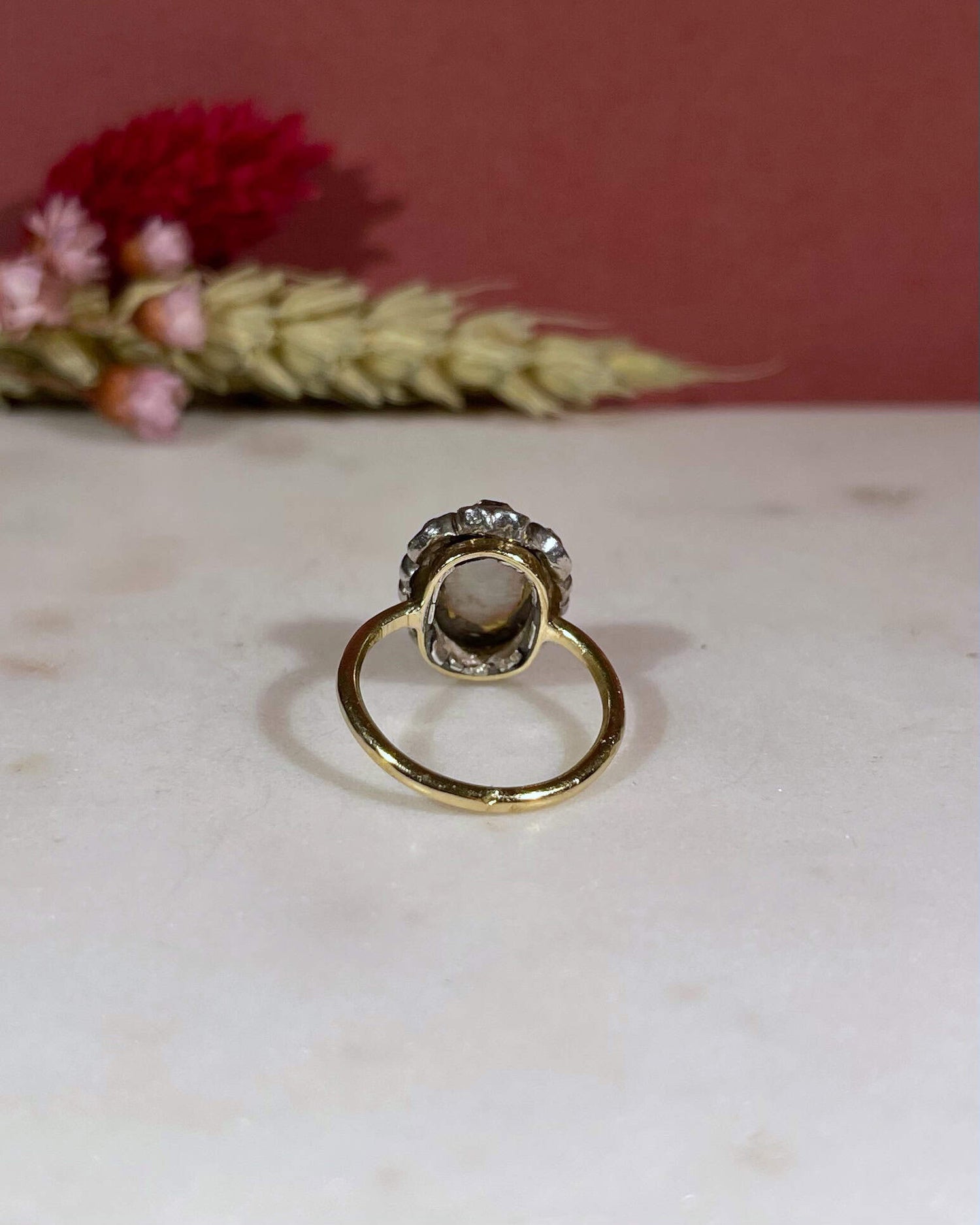 Bague XIXe siècle Opale &amp; 9 Diamants 0.73 carat &quot;Maude&quot; - Elliade Paris