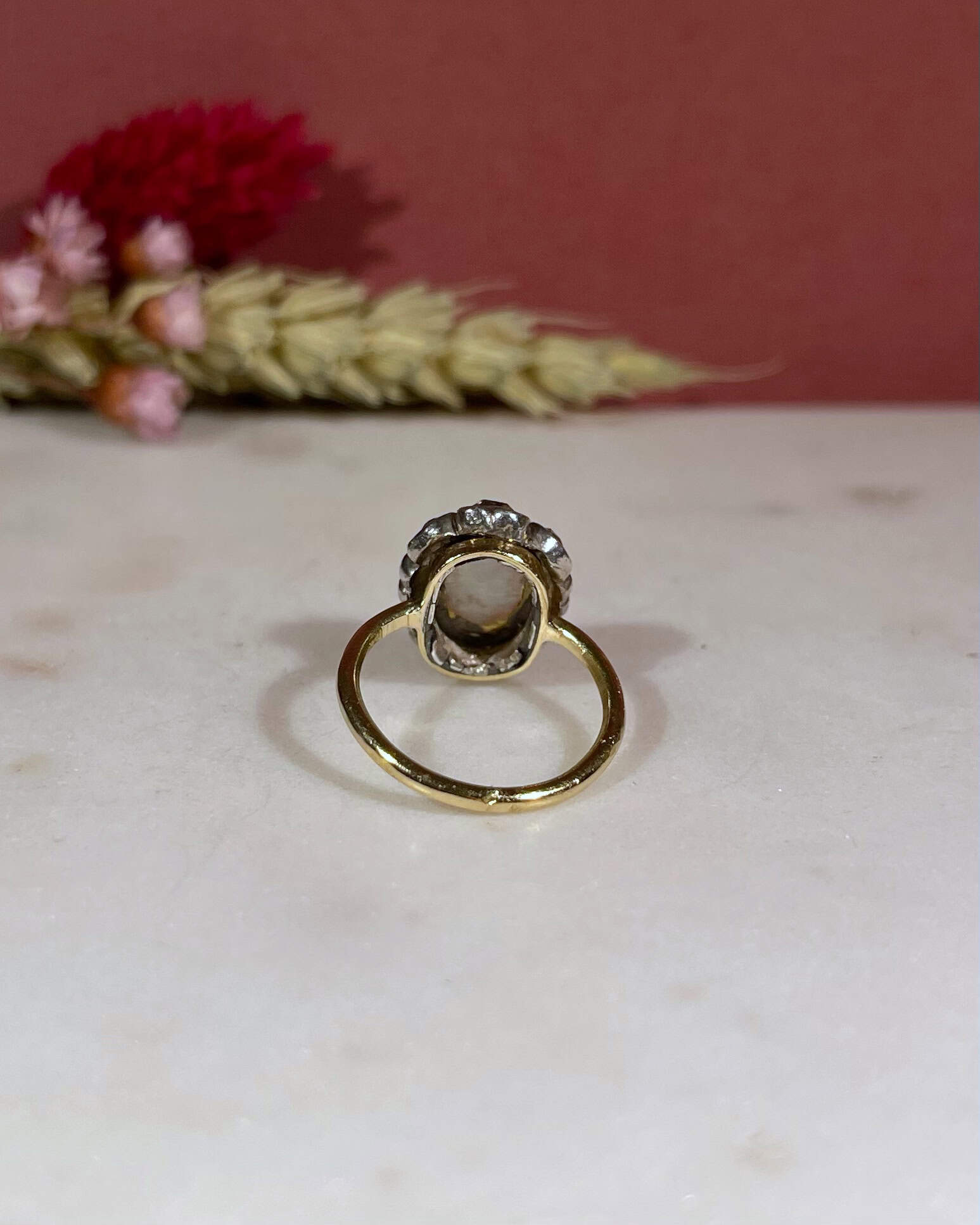Bague XIXe siècle Opale &amp; 9 Diamants 0.73 carat "Maude" - Elliade Paris