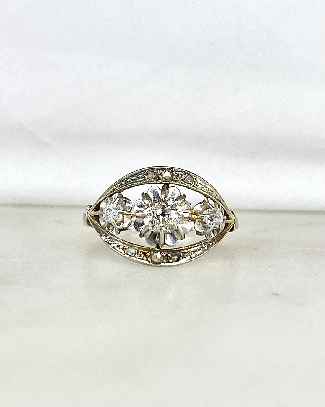 Bague Trilogie Art Déco Diamants 0.63 carats &quot;Agnès&quot;