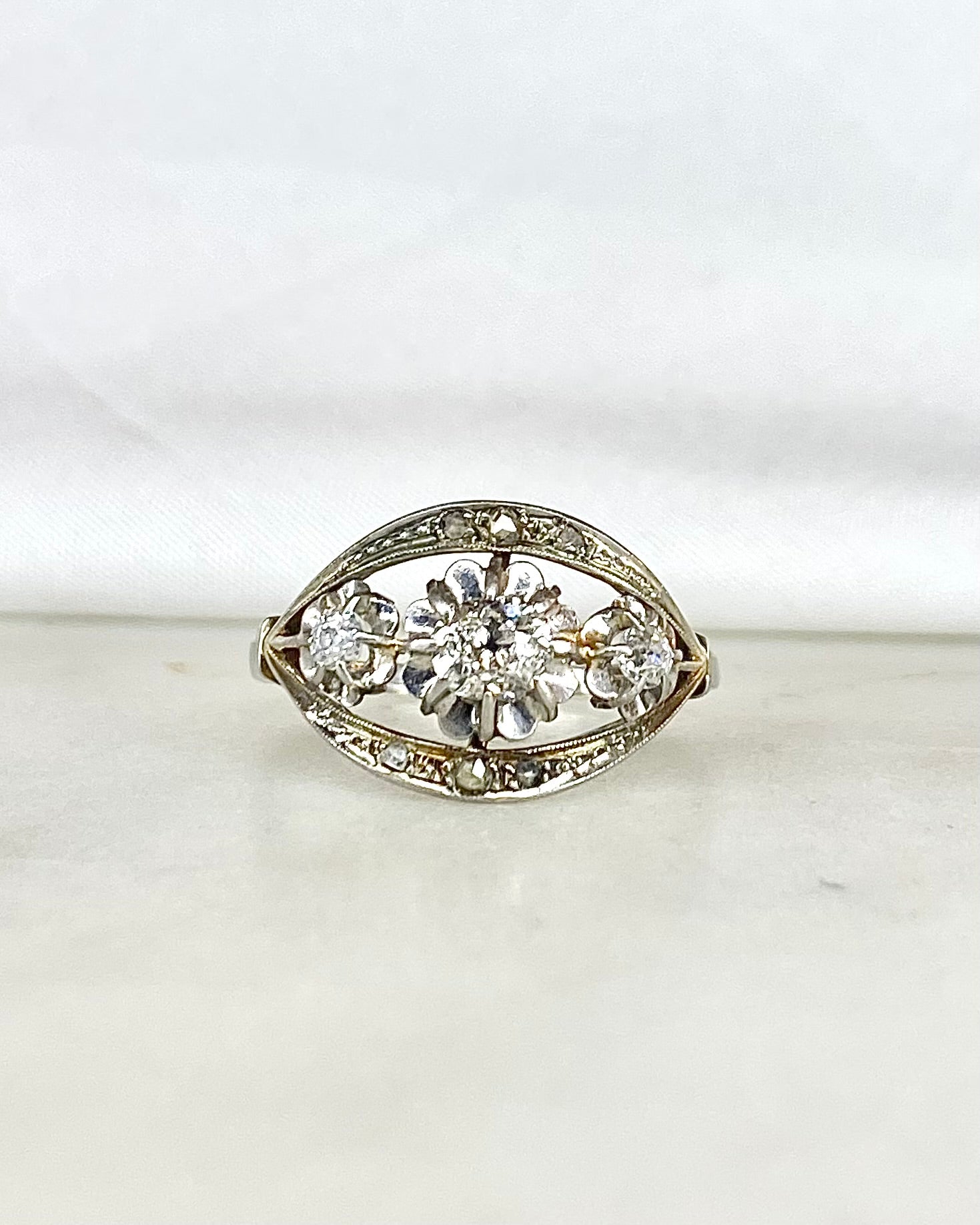 Bague Trilogie Art Déco Diamants 0.63 carats &quot;Agnès&quot;