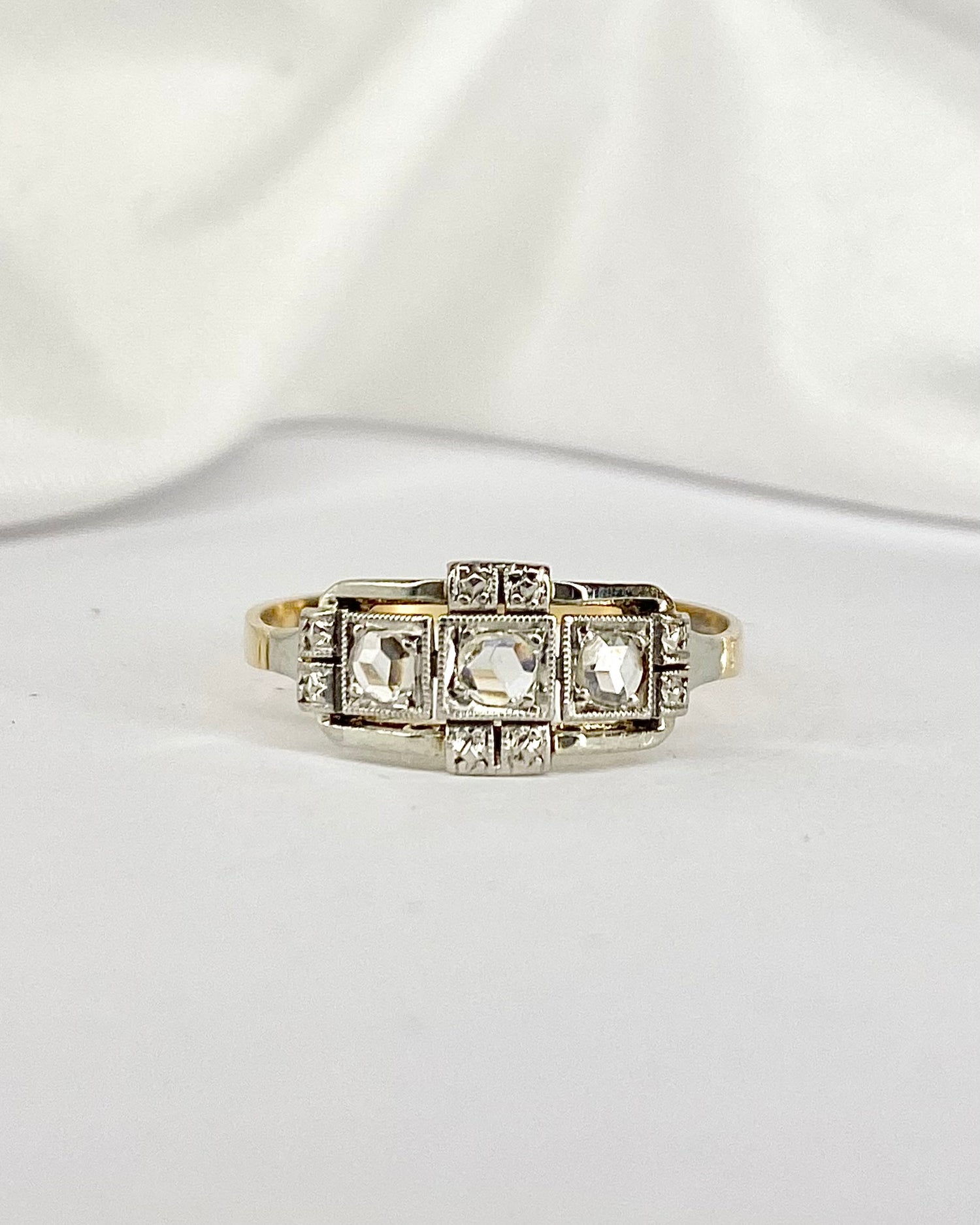 Bague Art Déco 3 Diamants &quot;Clothilde&quot;