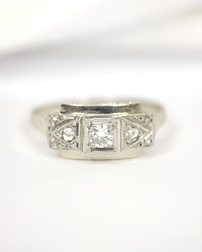 Art Deco Diamond Ring "Lucile"