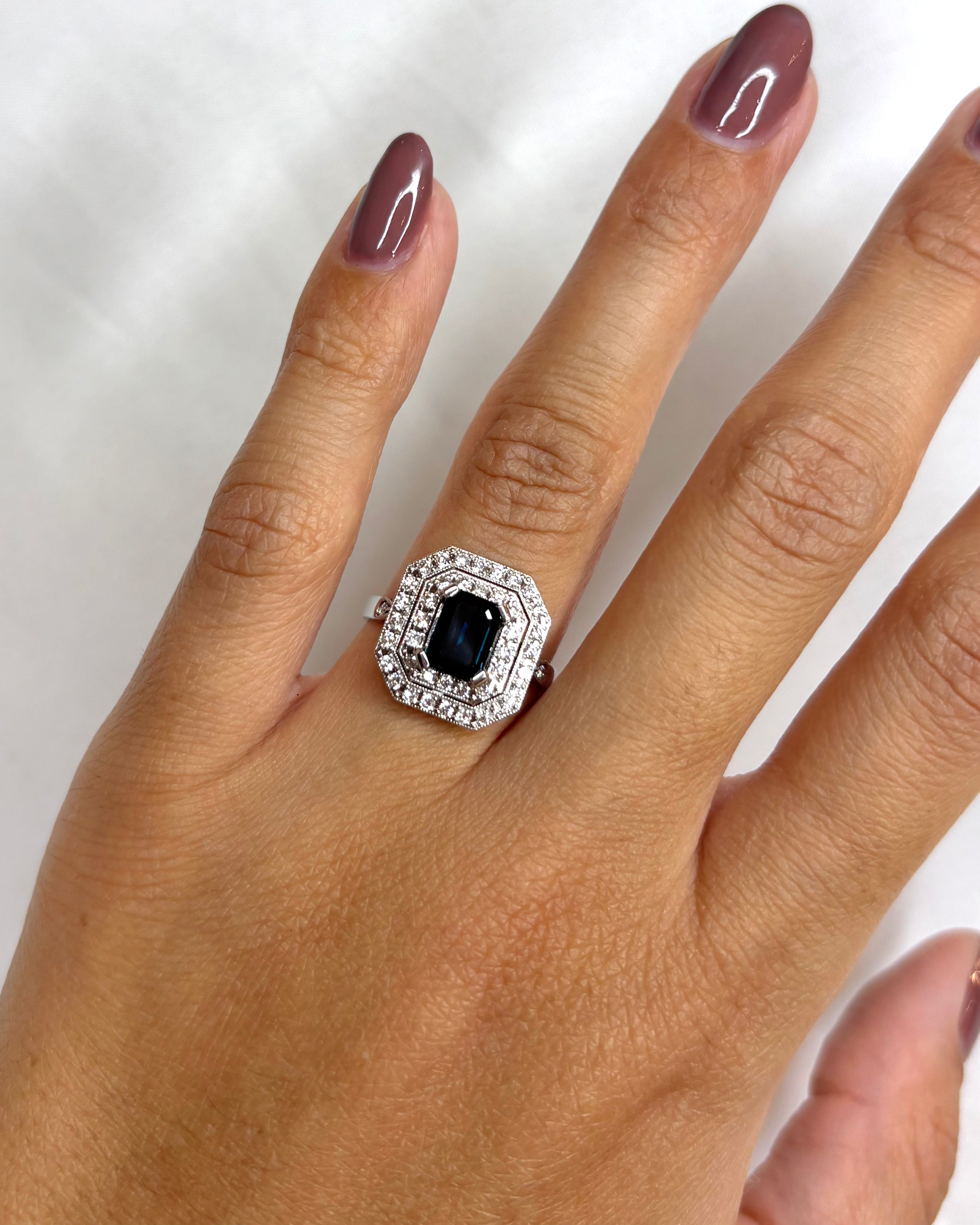 Bague Style Art Déco Saphir 1 carat &amp; 42 Diamants &quot;Ninon&quot;