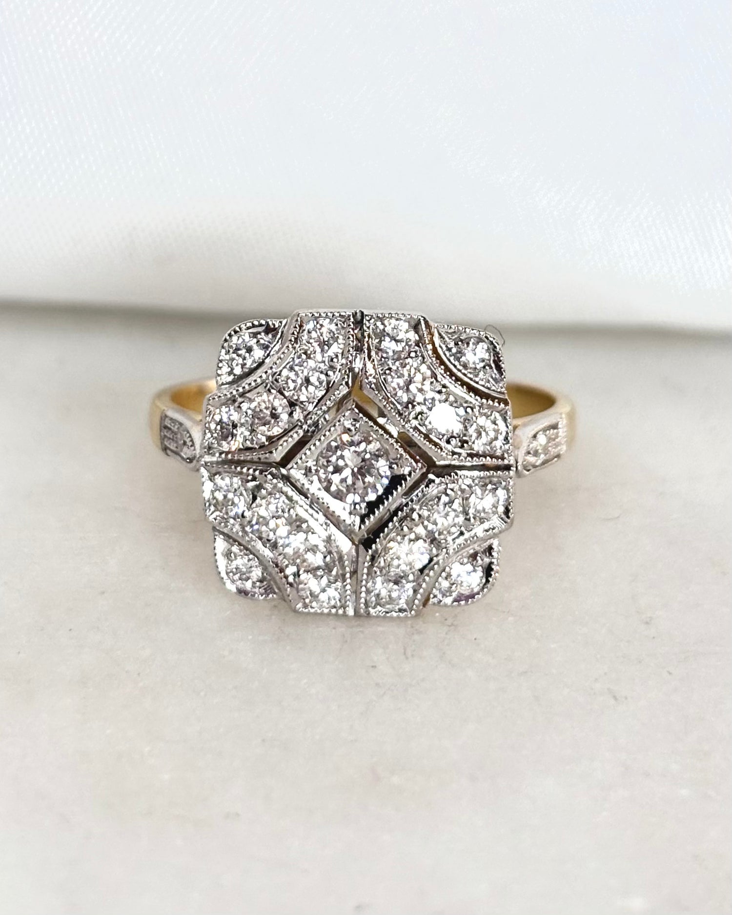 Bague Art Déco Diamants 0.75 carat &quot;Anabelle&quot;