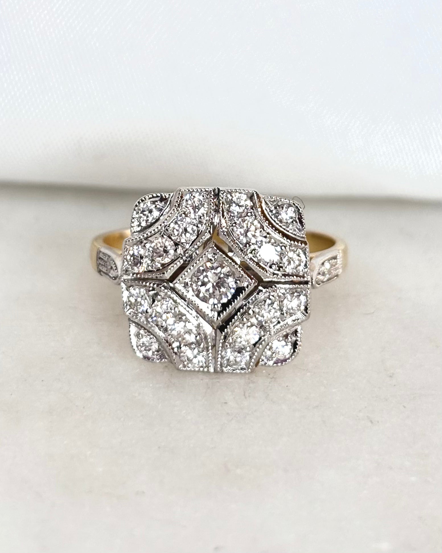 Bague Art Déco Diamants 0.75 carat &quot;Anabelle&quot;