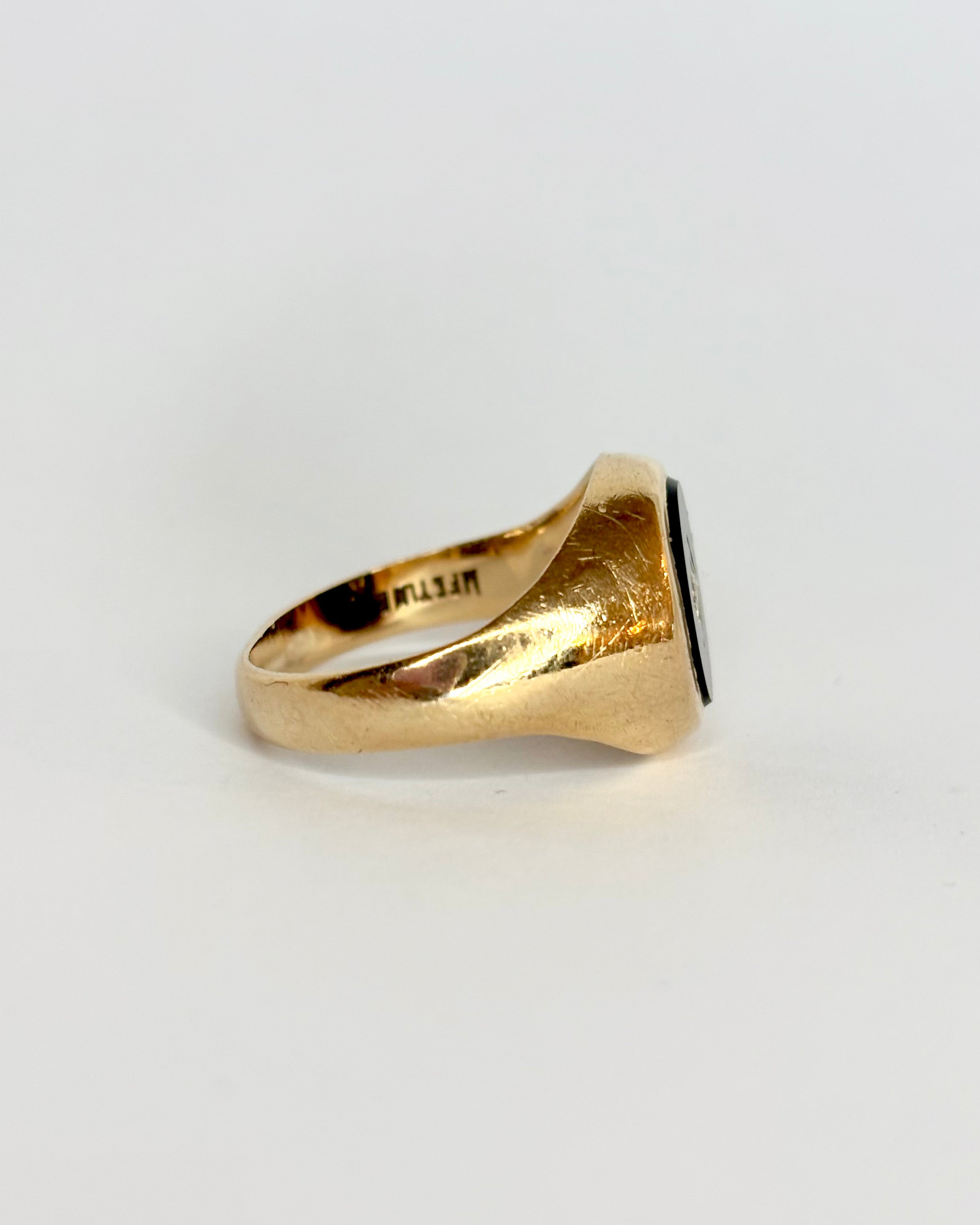 Chevalière ónix y diamante "Fanny"