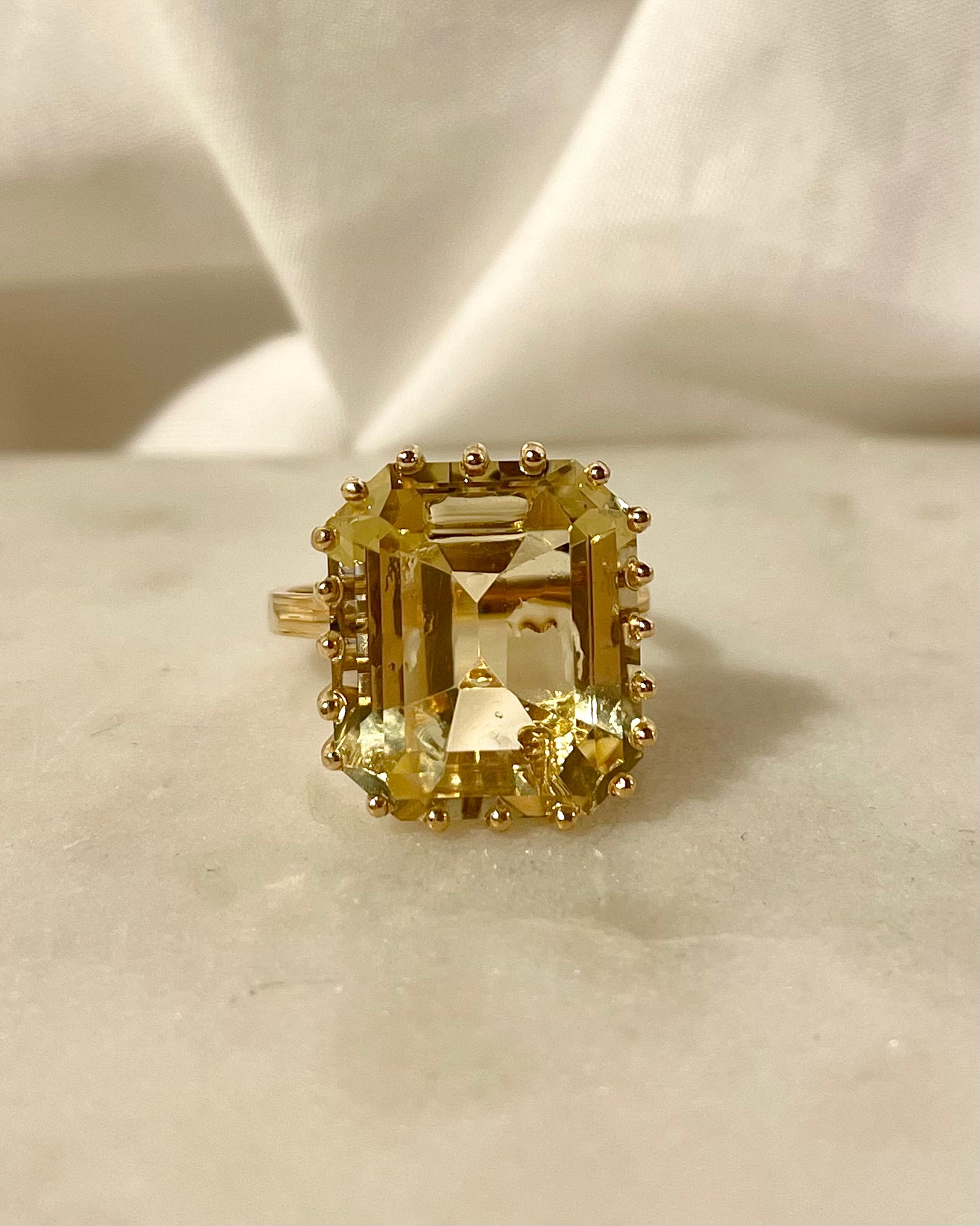 Bague Cocktail Citrine 14.24 carats &quot;Chance&quot;
