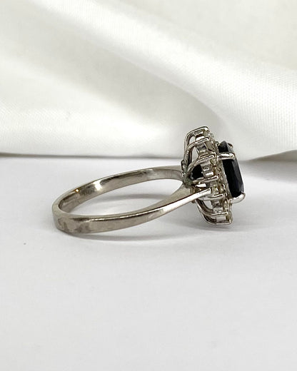 Bague Marguerite Saphir 1.20 carat &amp; 14 Diamants &quot;Gina&quot;