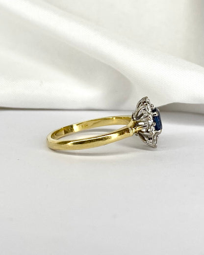 Bague Marguerite Saphir 0.72 carat &amp; Diamants 0.40 carat &quot;Vérène&quot;