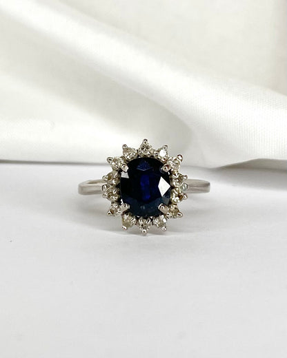 Bague Marguerite Saphir 1.20 carat &amp; 14 Diamants &quot;Gina&quot;