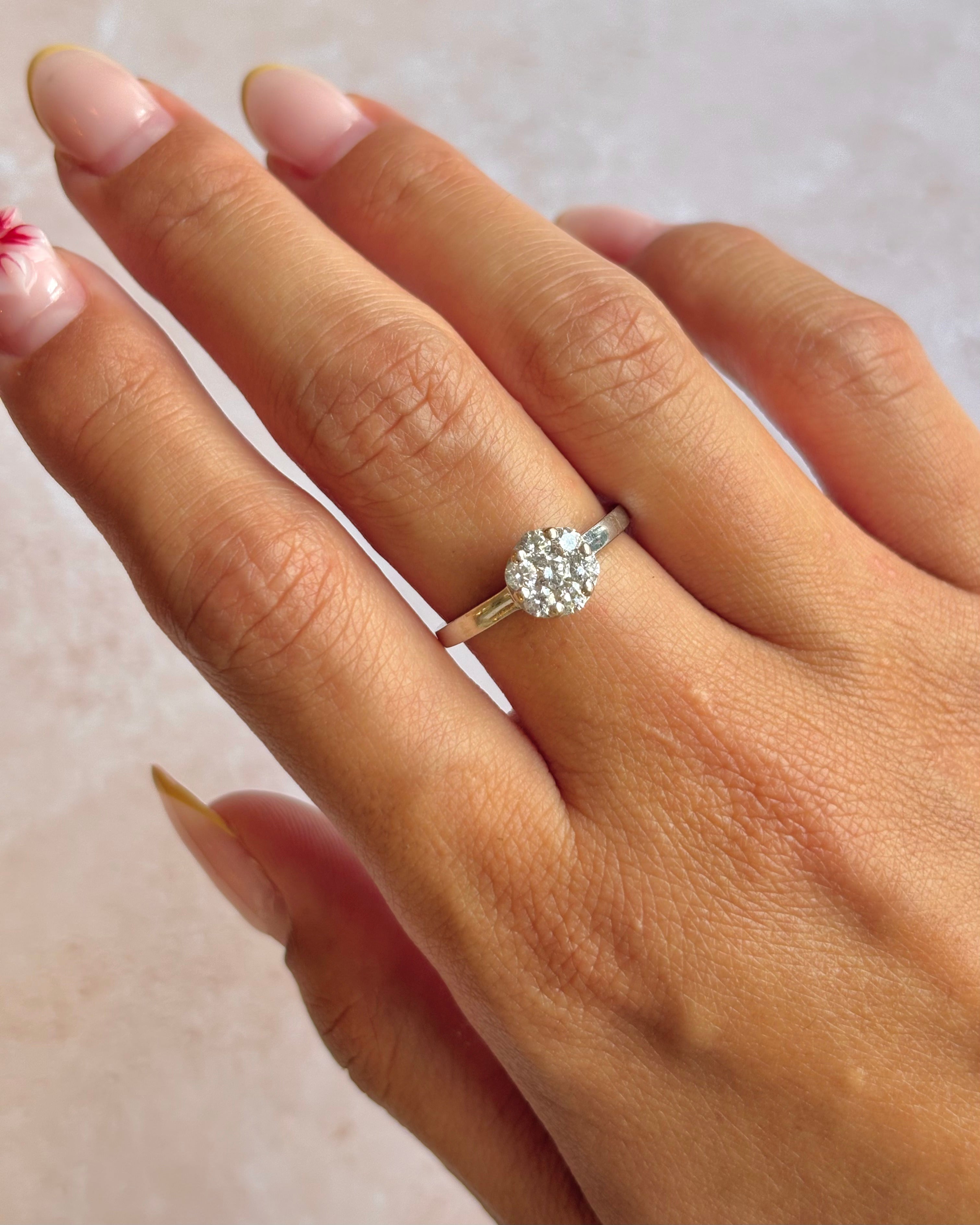 Bague Marguerite Diamants 0.37 carat "Lili"