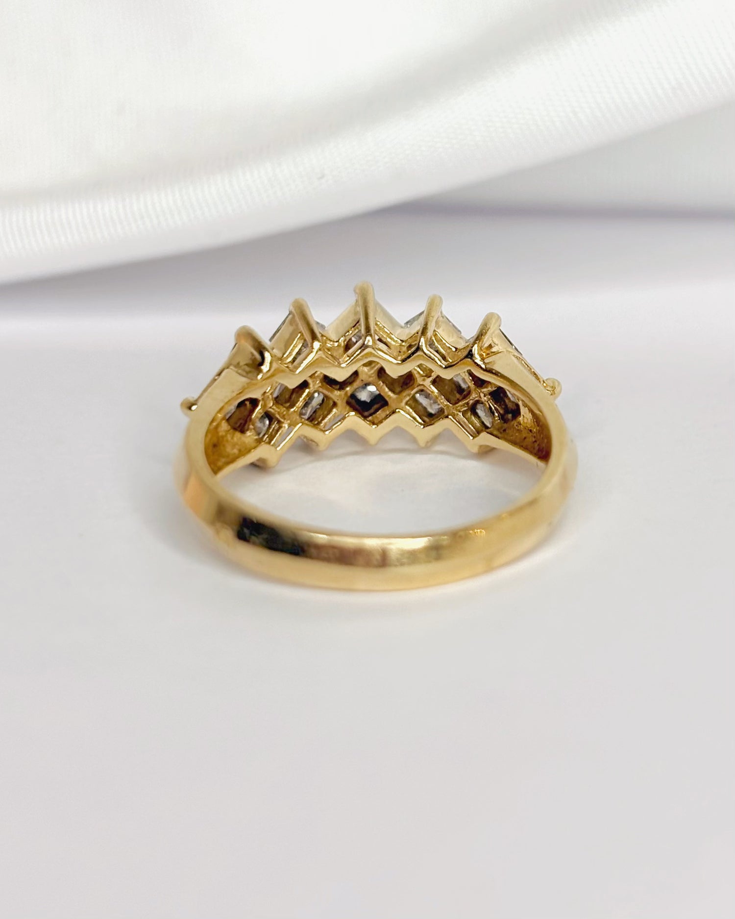 0.80 Carat Diamond River Ring "Maya"