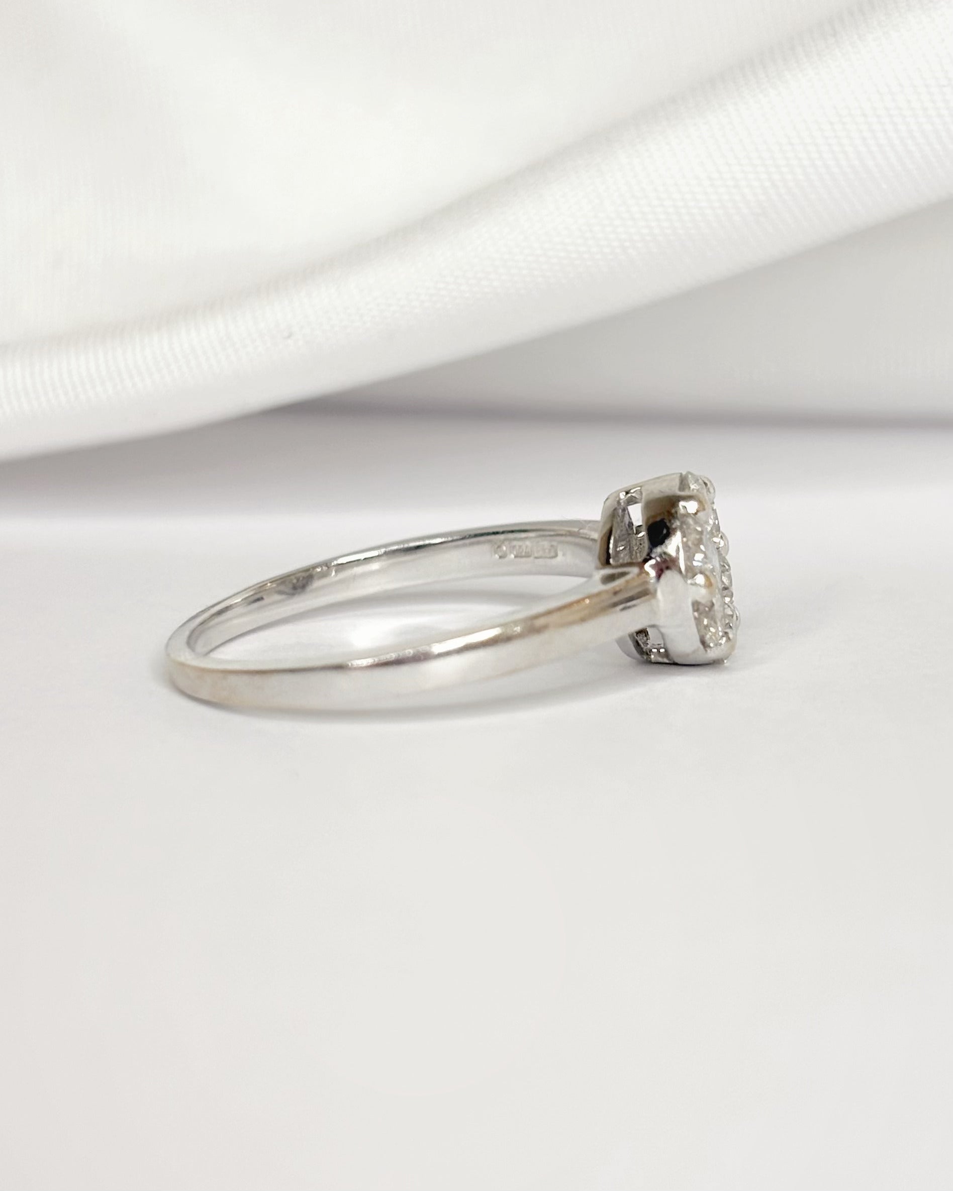 Bague Marguerite Diamants 0.37 carat "Lili"