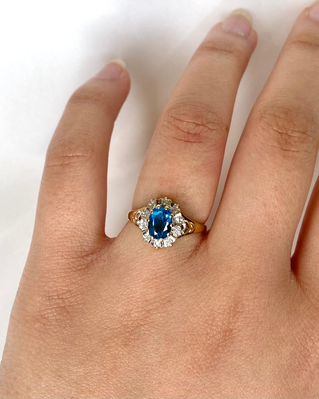 Bague Marguerite Topaze 1.20 carat &amp; Diamants "Tihoa"