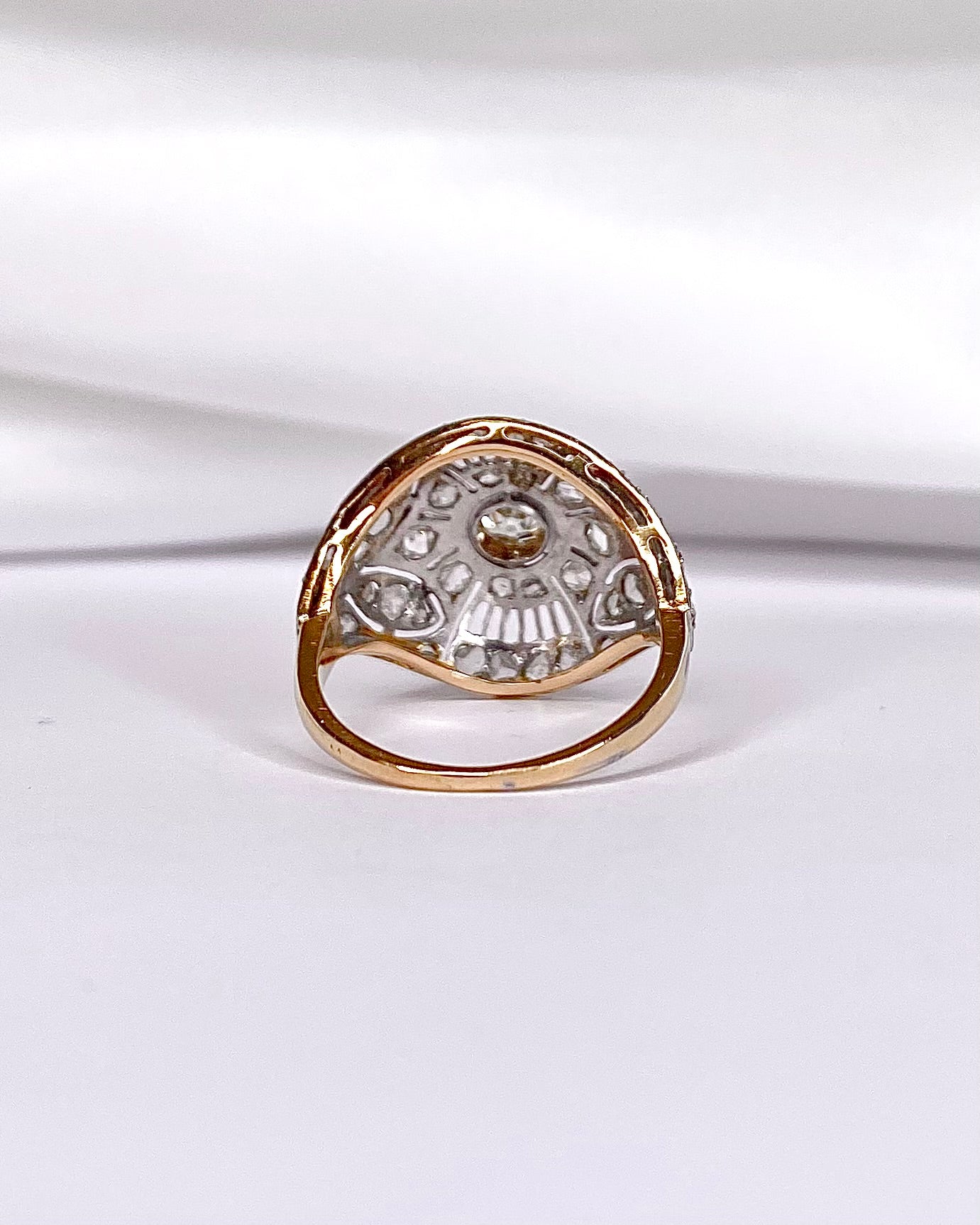 Bague Style Art-Déco Diamants 0.93 carat "Zeya"