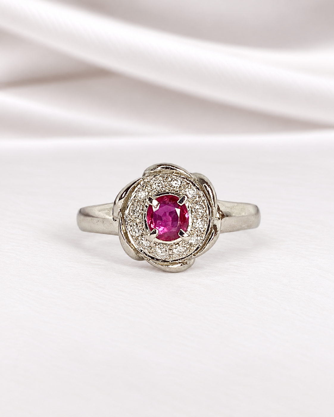 Marguerite Ruby &amp; Diamond Ring "Dilara"