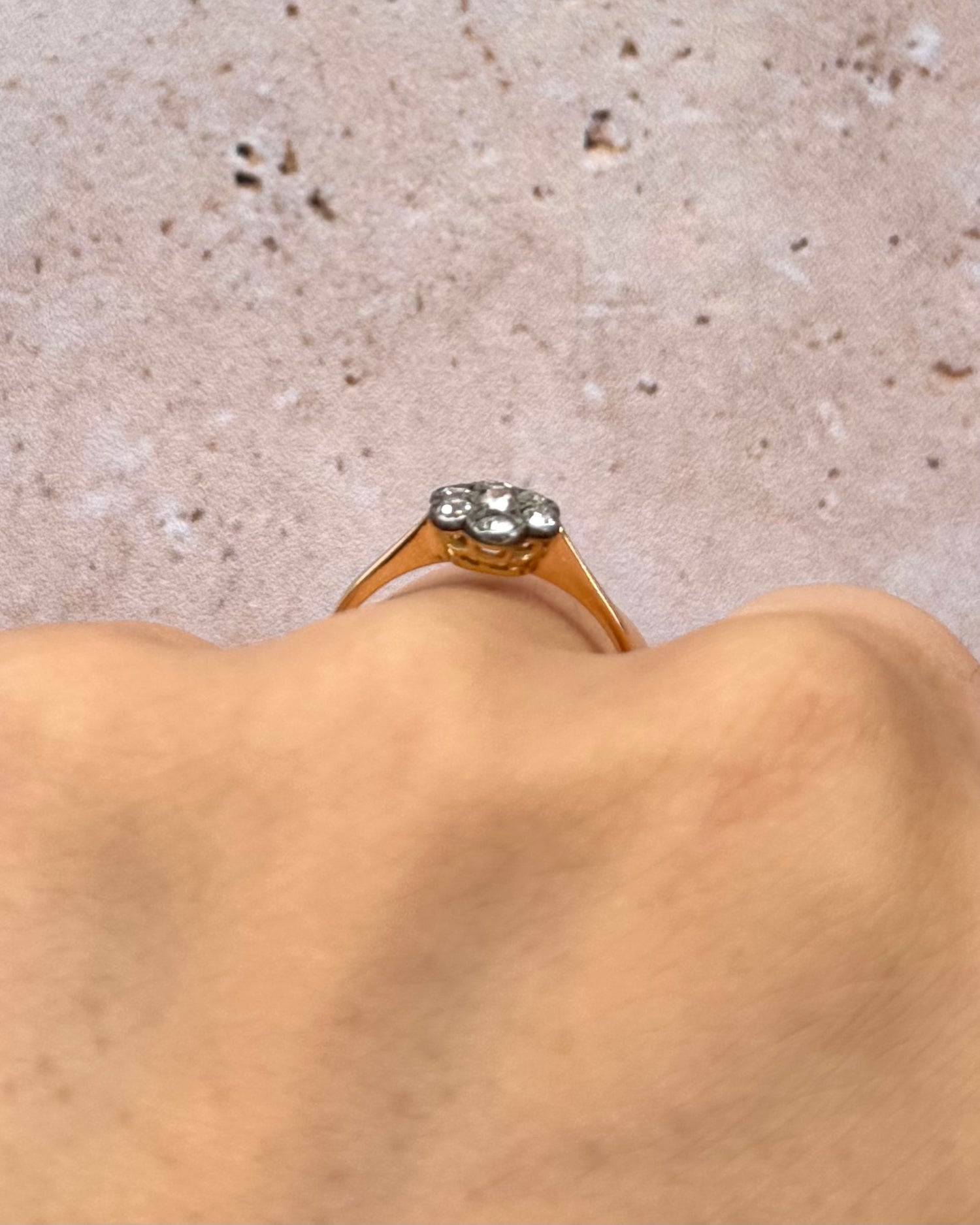 Bague Marguerite Diamants 0.23 carat "Anaelle"