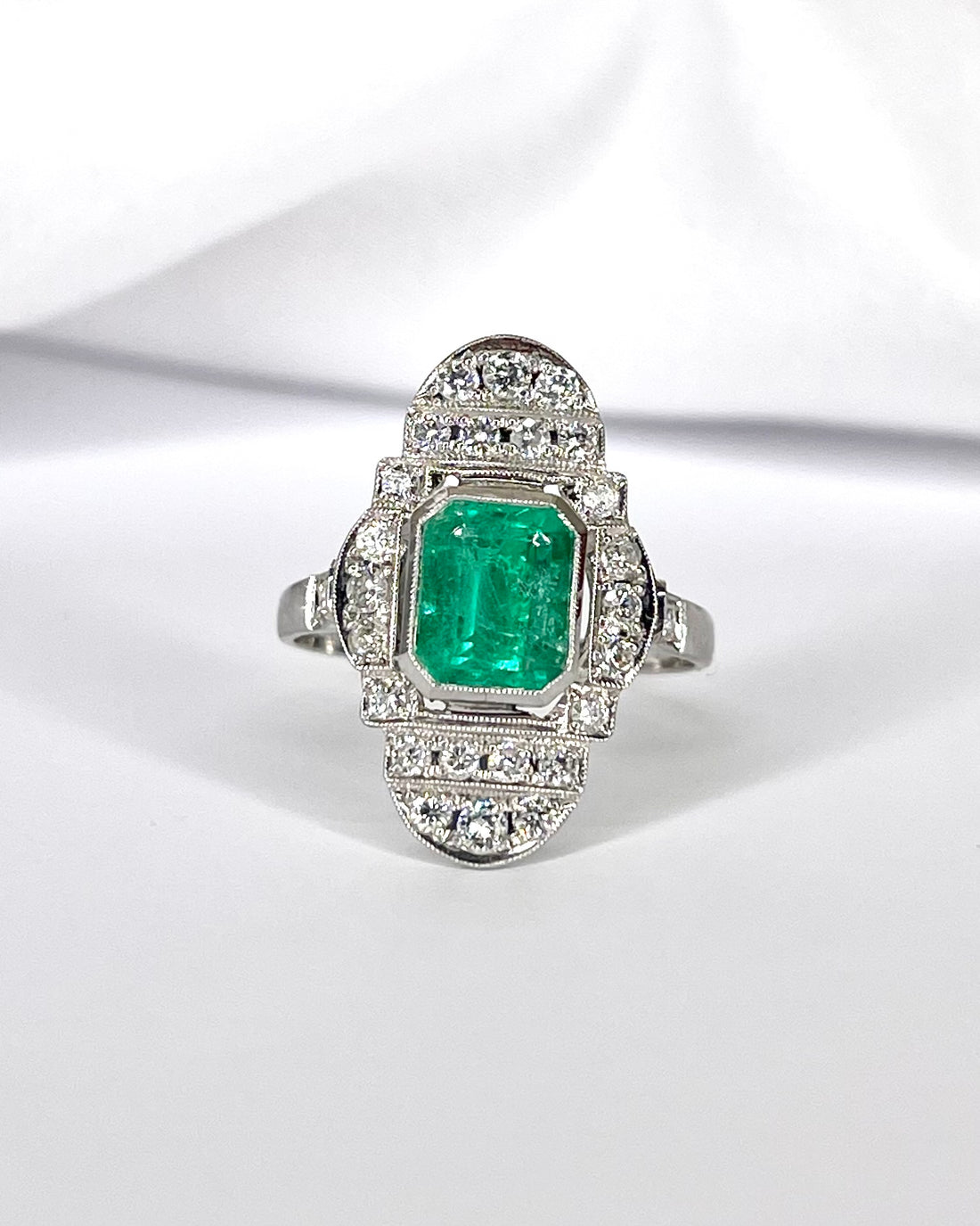 Bague Style Art-Déco Émeraude 2 carats &amp; Diamants 0.60 carat "Mathilde"