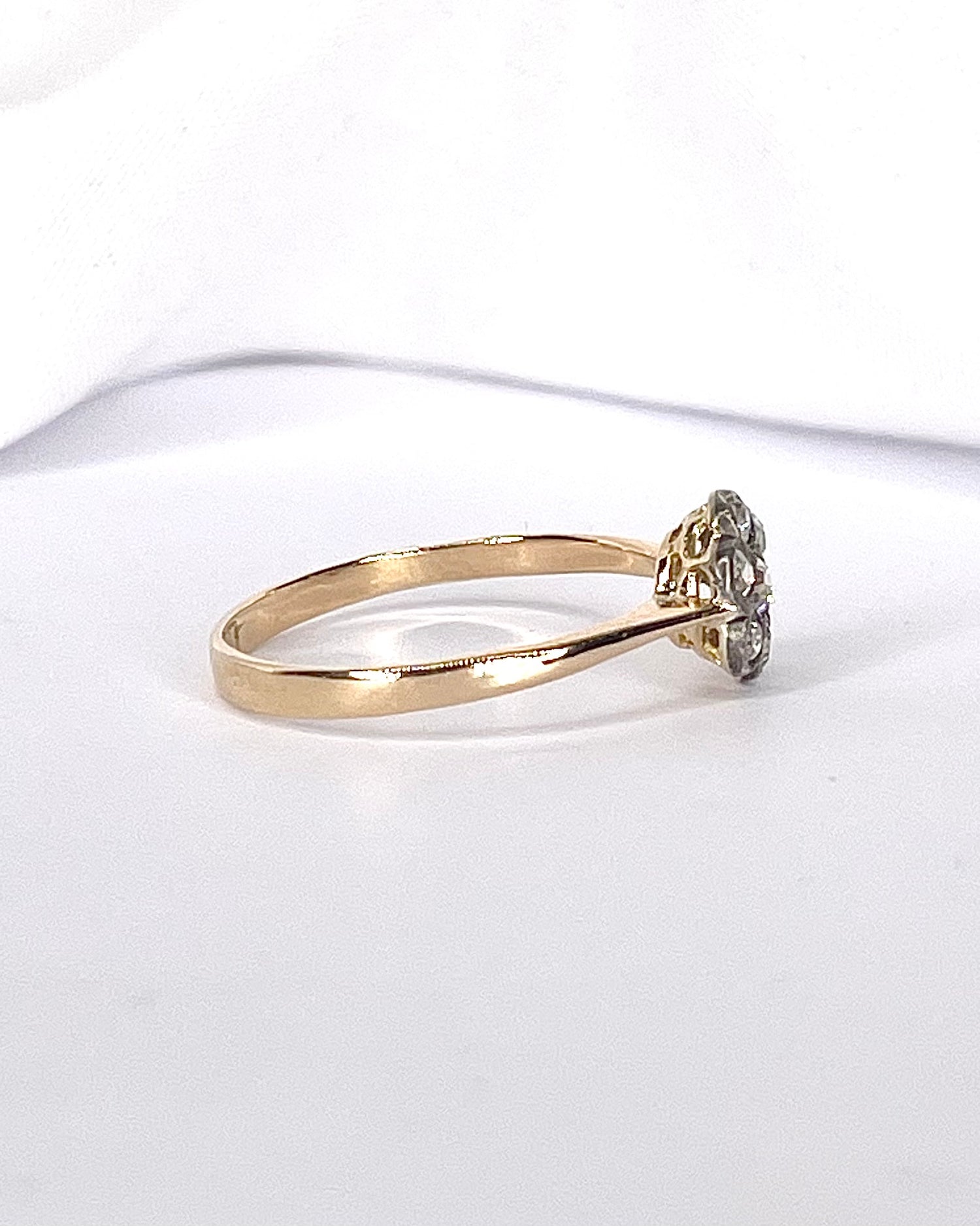 Bague Marguerite Diamants 0.23 carat "Anaelle"