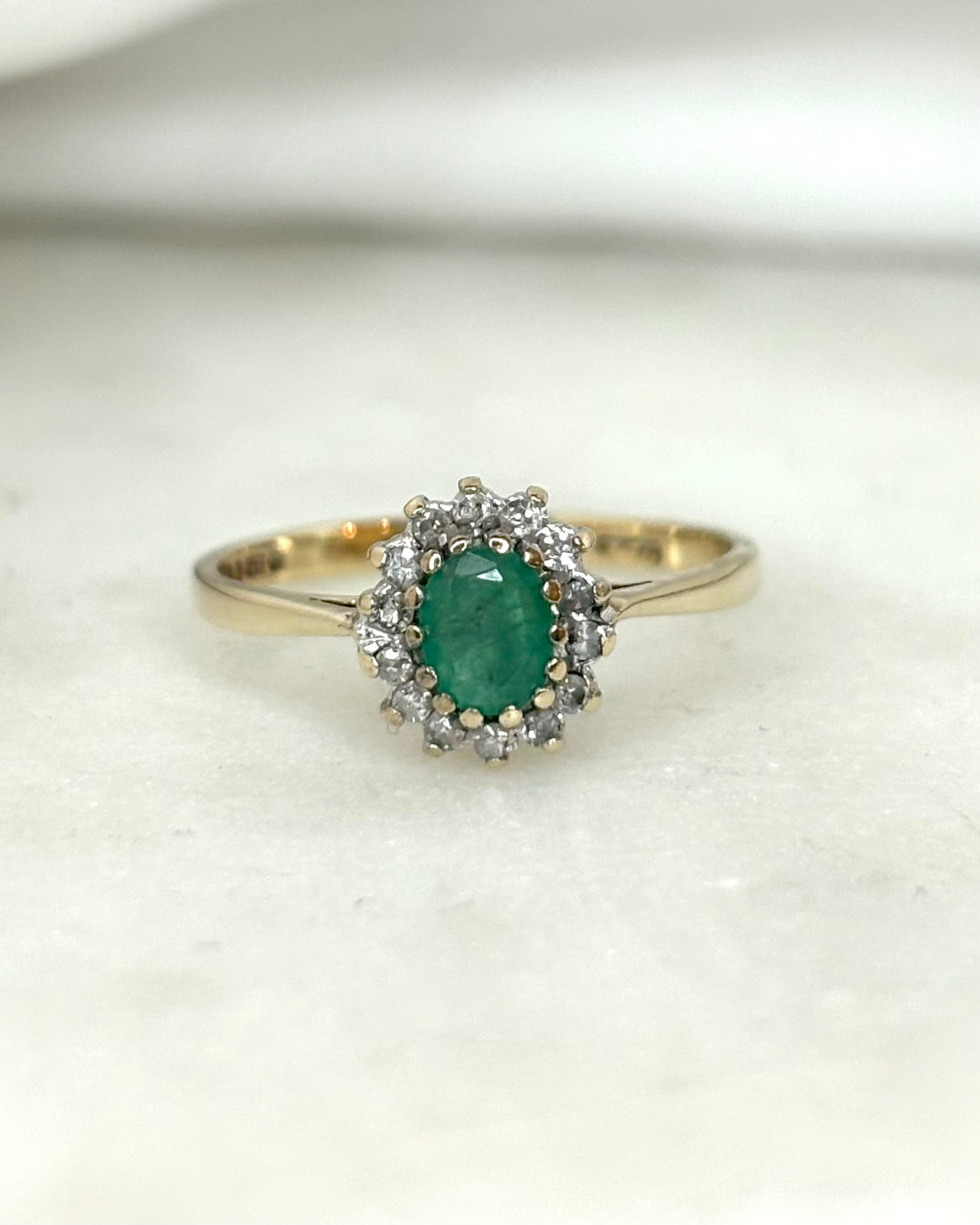 Bague Marguerite Émeraude &amp; Diamants &quot;Thélia&quot;